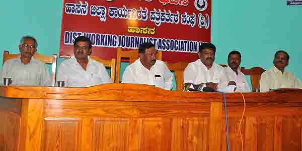 ವಿಶ್ವಕರ್ಮ ಬೇಡಿಕೆ ಅನುಷ್ಠಾನಕ್ಕೆ ತರಲು ಸರಕಾರಕ್ಕೆ ಆಗ್ರಹ